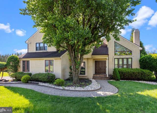 Property at 1025 Longfield Rd, Southampton, PA 18966, 4 beds, 2.5 baths