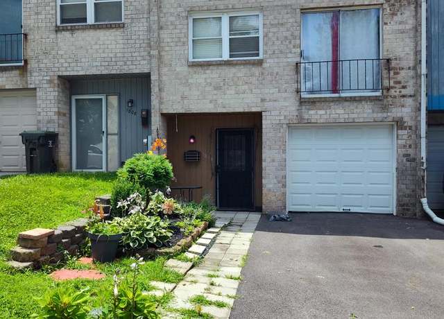 Property at 1806 Crest Dr, Coatesville, PA 19320, 3 beds, 2.5 baths