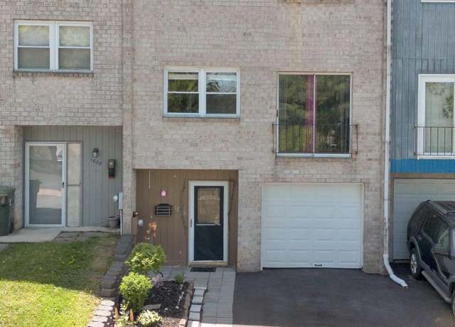 Property at 1806 Crest Dr, Coatesville, PA 19320, 3 beds, 2.5 baths