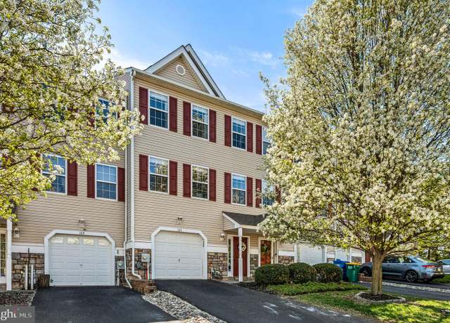 Property at 107 Julianna Way, Aston, PA 19014, 3 beds, 2.5 baths