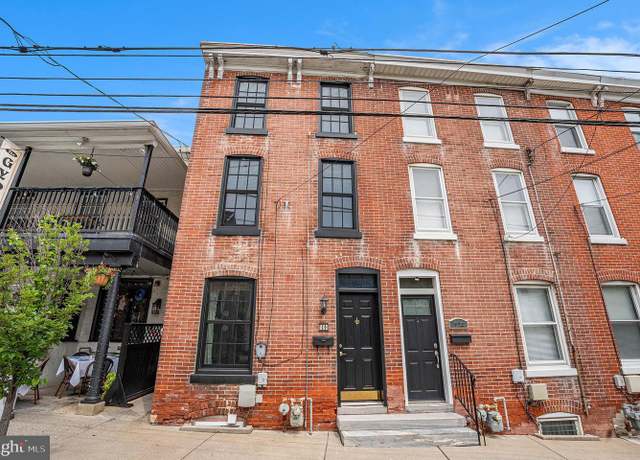Property at 126 Ford St, Conshohocken, PA 19428, 4 beds, 1.5 baths