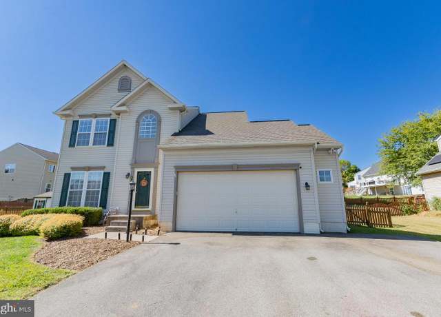 Property at 39 N Kimberwicke Dr, Charles Town, WV 25414, 3 beds, 2.5 baths