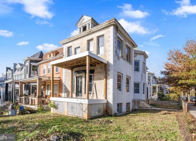 Property at 4000 3rd St NW, Washington, DC 20011, 4 beds, 4 baths