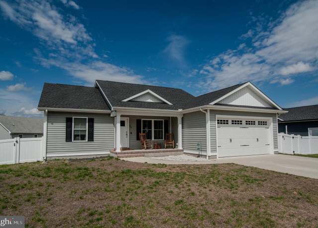 Property at 89 Mayflower Dr, Felton, DE 19943, 4 beds, 2 baths