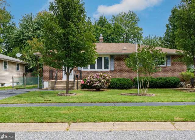 Property at 24 Guenever Dr, New Castle, DE 19720, 3 beds, 1.5 baths