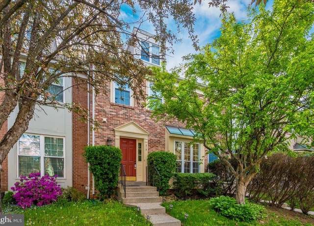 Property at 219 High Timber Ct, Gaithersburg, MD 20879, 3 beds, 3 baths