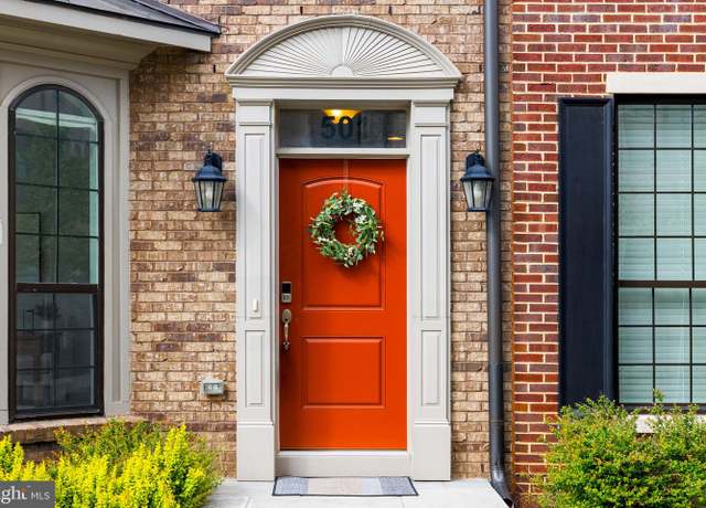Property at 501 Triggerfish Dr, Oxon Hill, MD 20745, 4 beds, 4.5 baths