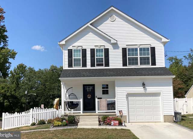Property at 1728 Briarwood Dr, Somerdale, NJ 08083, 3 beds, 2.5 baths