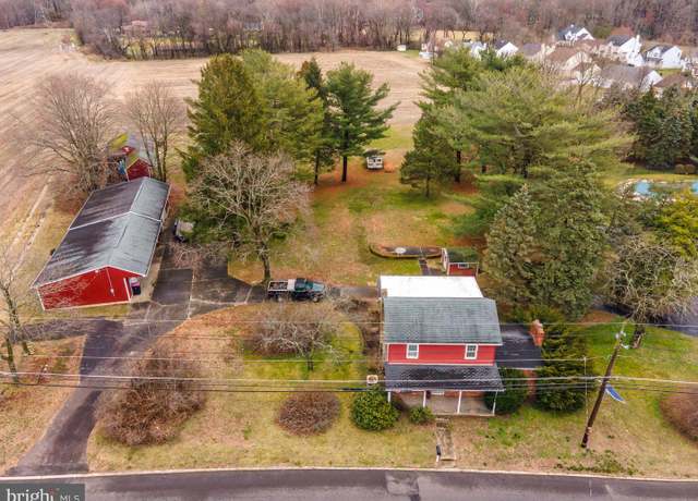 Property at 90 Peters Ln, Blackwood, NJ 08012, 4 beds, 2 baths