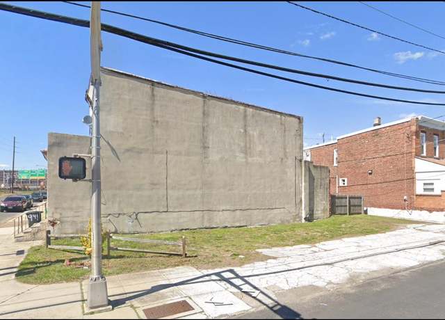 Property at 943 Penn St, Camden, NJ 08102