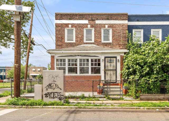 Property at 901 Fairview St, Camden, NJ 08104, 3 beds, 1.5 baths