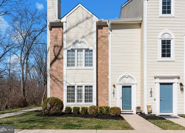 Property at 161 Naomi Ct, Levittown, PA 19057, 2 beds, 2.5 baths