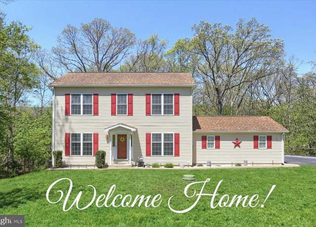 Property at 3 White Birch Ln, Mechanicsburg, PA 17050, 3 beds, 2.5 baths