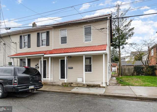 Property at 606 North St, Lykens, PA 17048, 2 beds, 1.5 baths