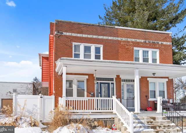 Property at 408 Pearl St, Lancaster, PA 17603, 3 beds, 1.5 baths