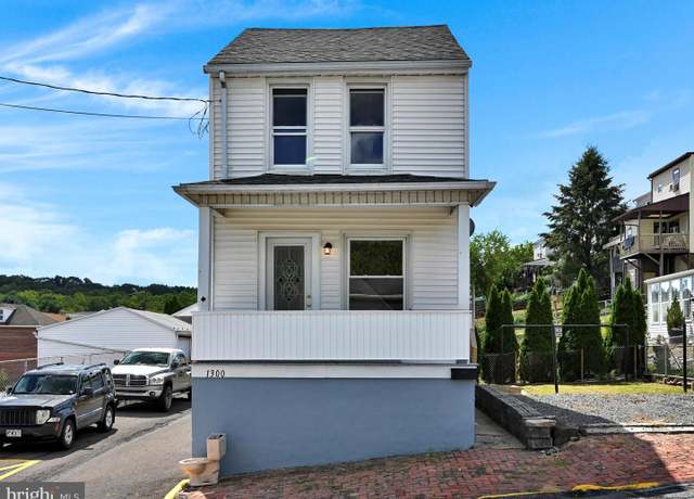 Property at 1300 Dick St, Saint Clair, PA 17970, 2 beds, 1 bath