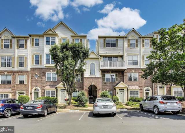 Property at 1725 Braddock Pl #304, Alexandria, VA 22302, 2 beds, 2.5 baths