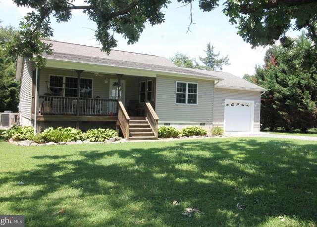 Property at 225 Lakeview Dr, Mineral, VA 23117, 2 beds, 2 baths