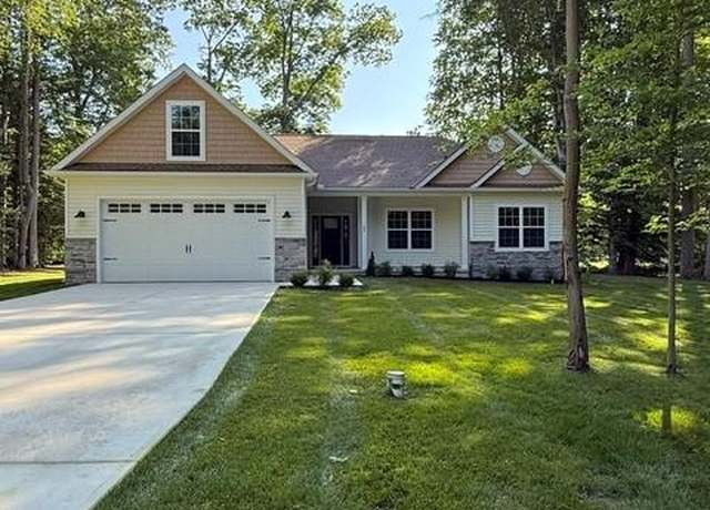 Property at 65 Beaver Pond Cir, Harrington, DE 19952, 4 beds, 2.5 baths