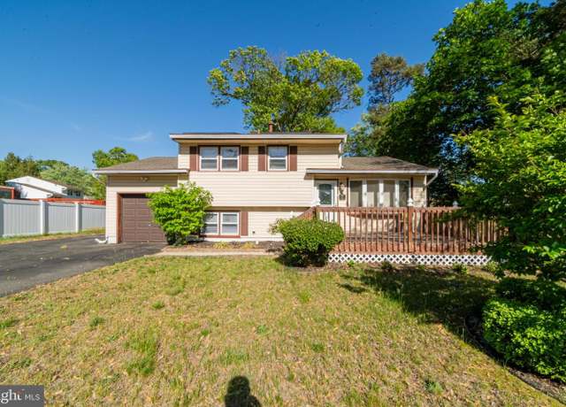Property at 817 Cheltenham Dr, Vineland, NJ 08360, 3 beds, 1.5 baths
