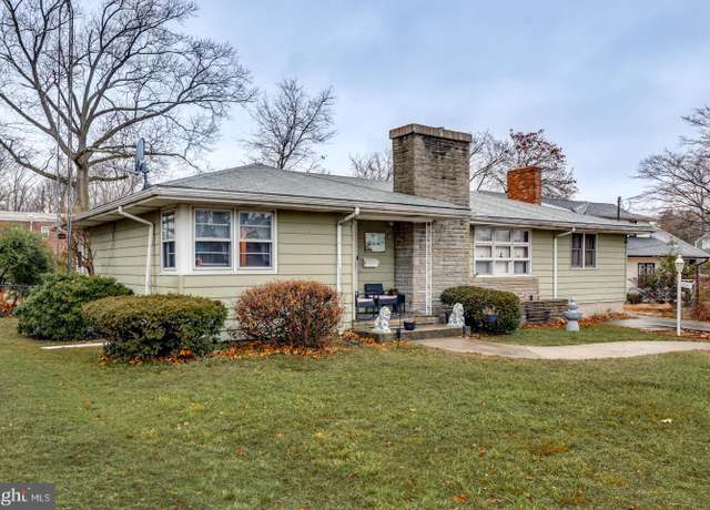 Property at 221 S Columbia St, Woodbury, NJ 08096, 4 beds, 3 baths