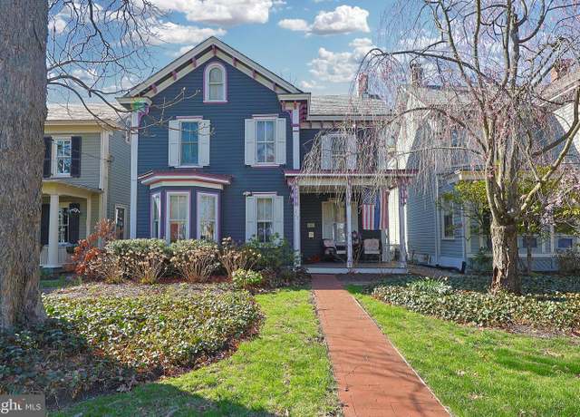 Property at 273 W Court St, Doylestown, PA 18901, 4 beds, 1.5 baths