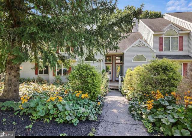 Property at 78 Laurelwoods Dr, Lake Harmony, PA 18624, 3 beds, 2 baths