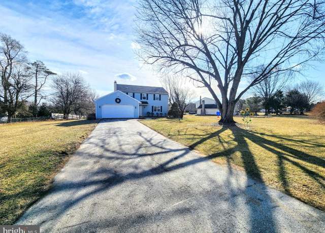 Property at 248 Monacy Rd, Coatesville, PA 19320, 4 beds, 2.5 baths