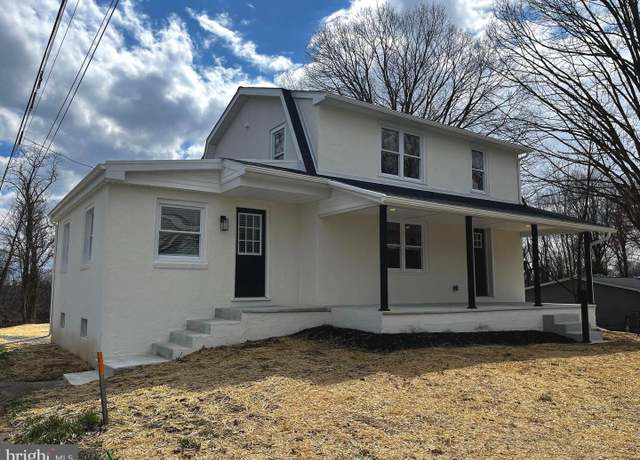 Property at 902 George St, Coatesville, PA 19320, 4 beds, 2.5 baths