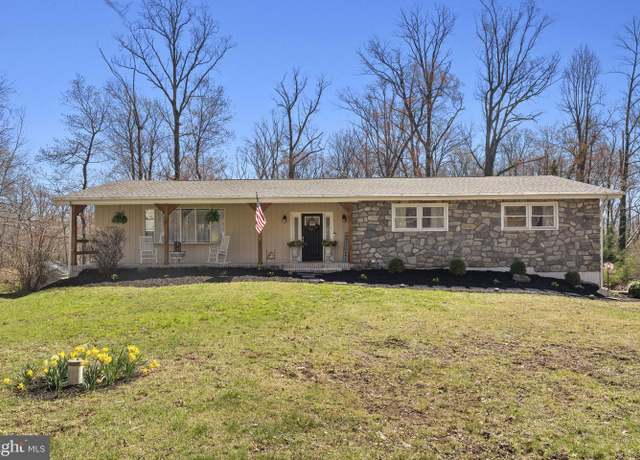 Property at 2468 Saint Peters Rd, Pottstown, PA 19465, 3 beds, 3 baths