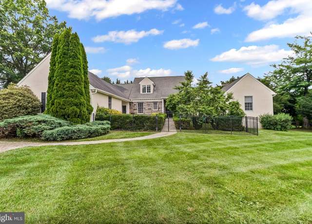 Property at 384 Lenni Rd, Chester Heights, PA 19017, 4 beds, 2.5 baths