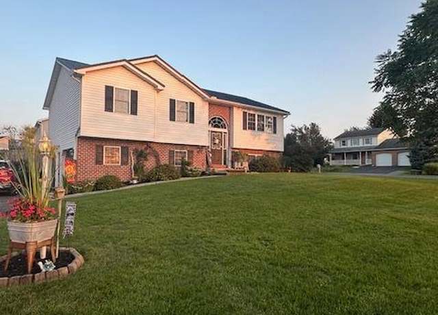 Property at 10464 Mapleton Rd, Shippensburg, PA 17257, 3 beds, 2.5 baths