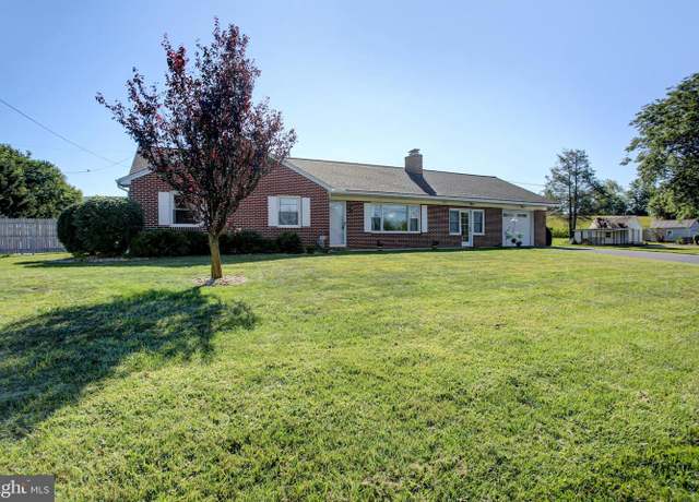 Property at 7468 Anthony Hwy, Waynesboro, PA 17268, 4 beds, 2 baths