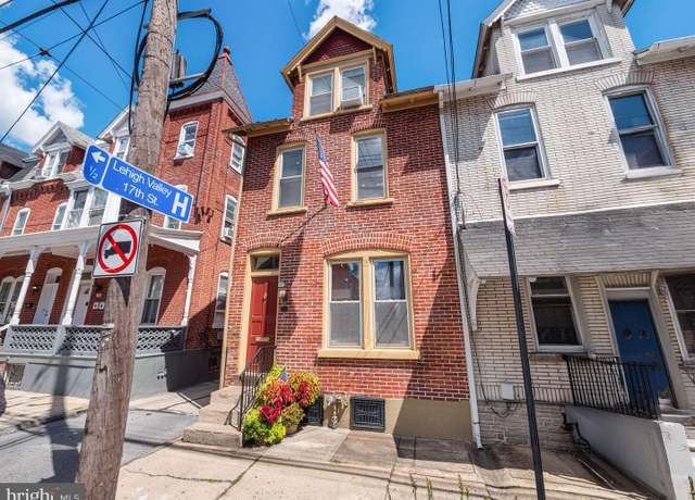 Property at 233 N 12th St, Allentown, PA 18102, 3 beds, 1.5 baths