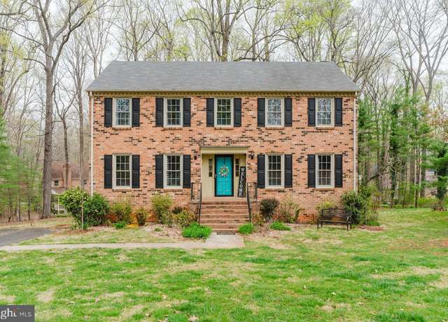Property at 104 Huntshire Pl, Forest, VA 24551, 4 beds, 2.5 baths