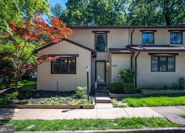 Property at 2320 Glade Bank Way, Reston, VA 20191, 3 beds, 2.5 baths