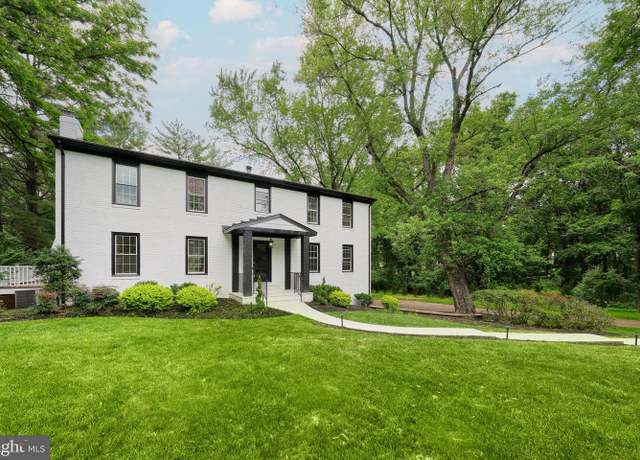 Property at 11318 Vale Rd, Oakton, VA 22124, 4 beds, 4.5 baths