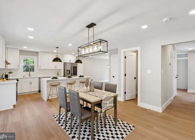 Property at 3118 Miller Heights Rd, Oakton, VA 22124, 5 beds, 4.5 baths