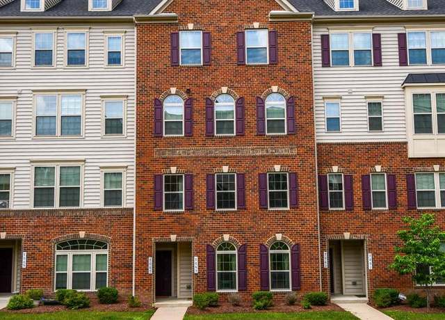 Property at 7065 Darbey Knoll Dr, Gainesville, VA 20155, 3 beds, 2.5 baths