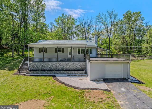 Property at 1639 Shenandoah River Dr, Harpers Ferry, WV 25425, 4 beds, 3 baths