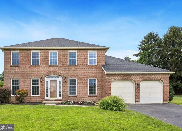 Property at 111 Thomas Pointe Cir, Wilmington, DE 19808, 4 beds, 2.5 baths