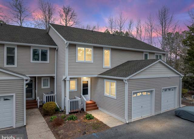 Property at 38435 Mainsail Dr #9, Bethany Beach, DE 19930, 3 beds, 2.5 baths