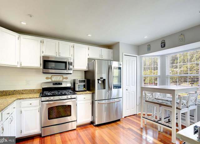 Property at 2630 Tallwind Ct, Crofton, MD 21114, 3 beds, 3 baths