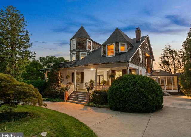 Property at 100 Rolling Rd N, Catonsville, MD 21228, 5 beds, 2.5 baths