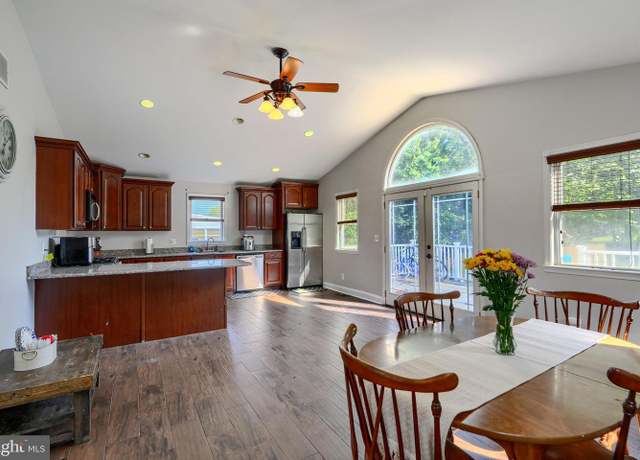 Property at 5221 Trumps Mill Rd, Baltimore, MD 21206, 5 beds, 3 baths
