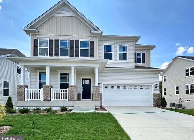 Property at 5312 Newport Cir, White Plains, MD 20695, 4 beds, 4.5 baths