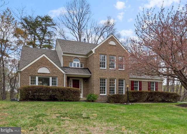 Property at 11314 Kings Valley Dr, Damascus, MD 20872, 5 beds, 3 baths