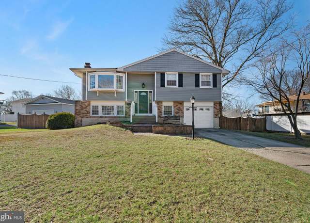 Property at 203 Cambridge Dr, Cinnaminson, NJ 08077, 4 beds, 1.5 baths