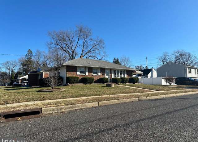 Property at 105 Wilson Rd, Magnolia, NJ 08049, 3 beds, 1 bath