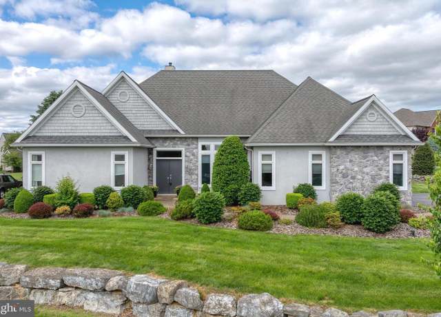 Property at 149 W Willow Rdg, New Holland, PA 17557, 3 beds, 2.5 baths